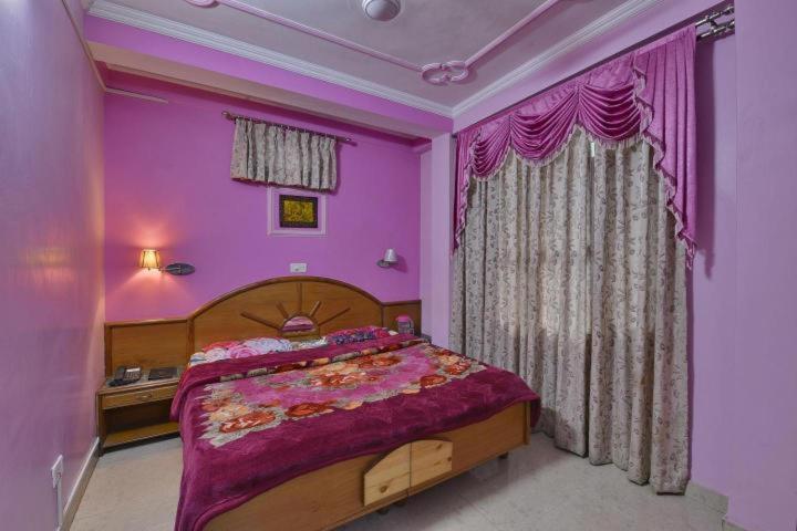 Hotel Ashish Inn Kandāghāt Esterno foto
