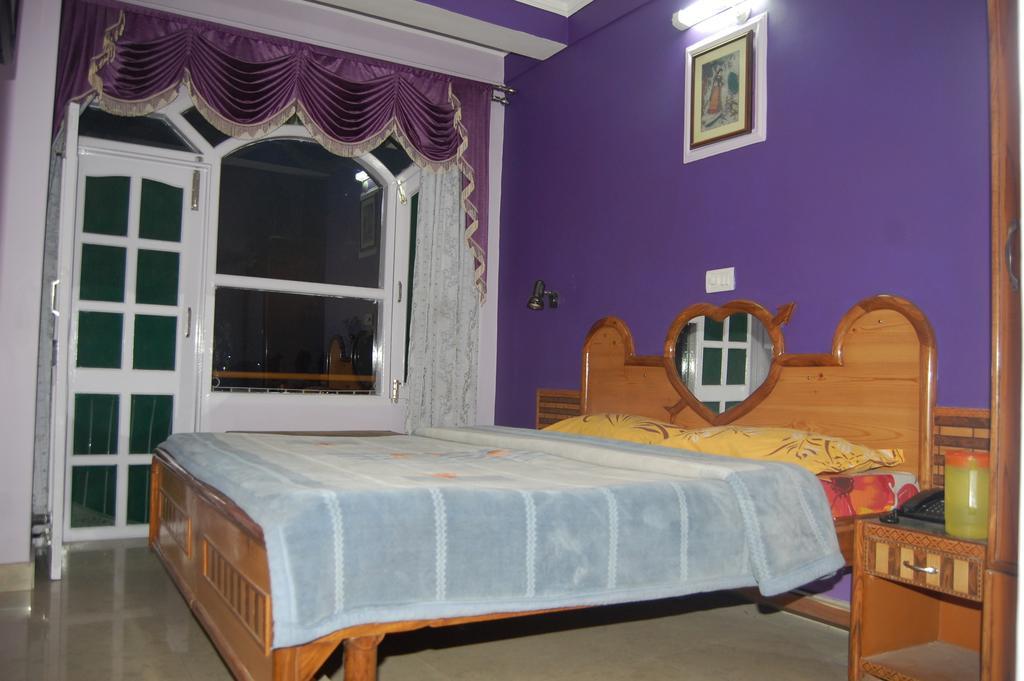 Hotel Ashish Inn Kandāghāt Camera foto
