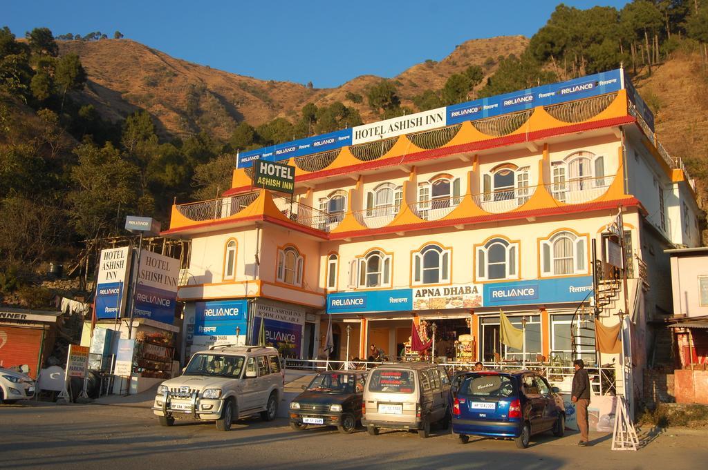 Hotel Ashish Inn Kandāghāt Esterno foto