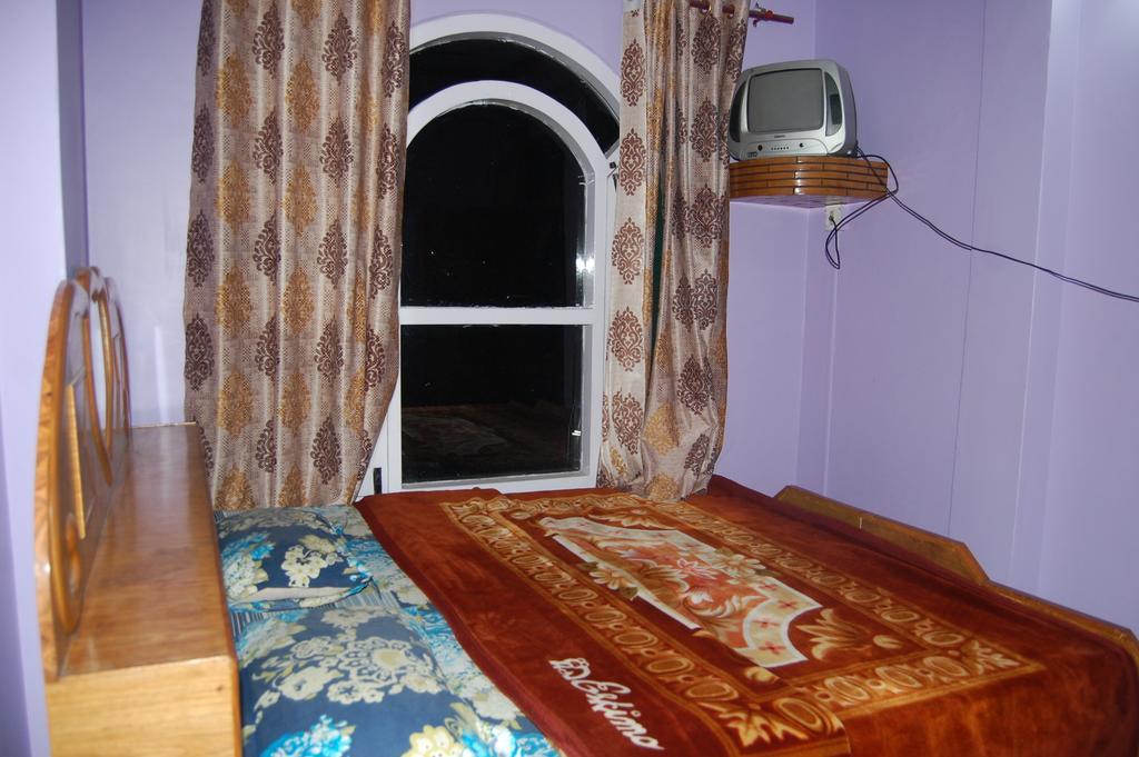 Hotel Ashish Inn Kandāghāt Camera foto