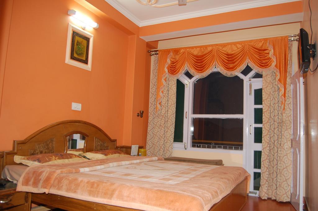 Hotel Ashish Inn Kandāghāt Camera foto